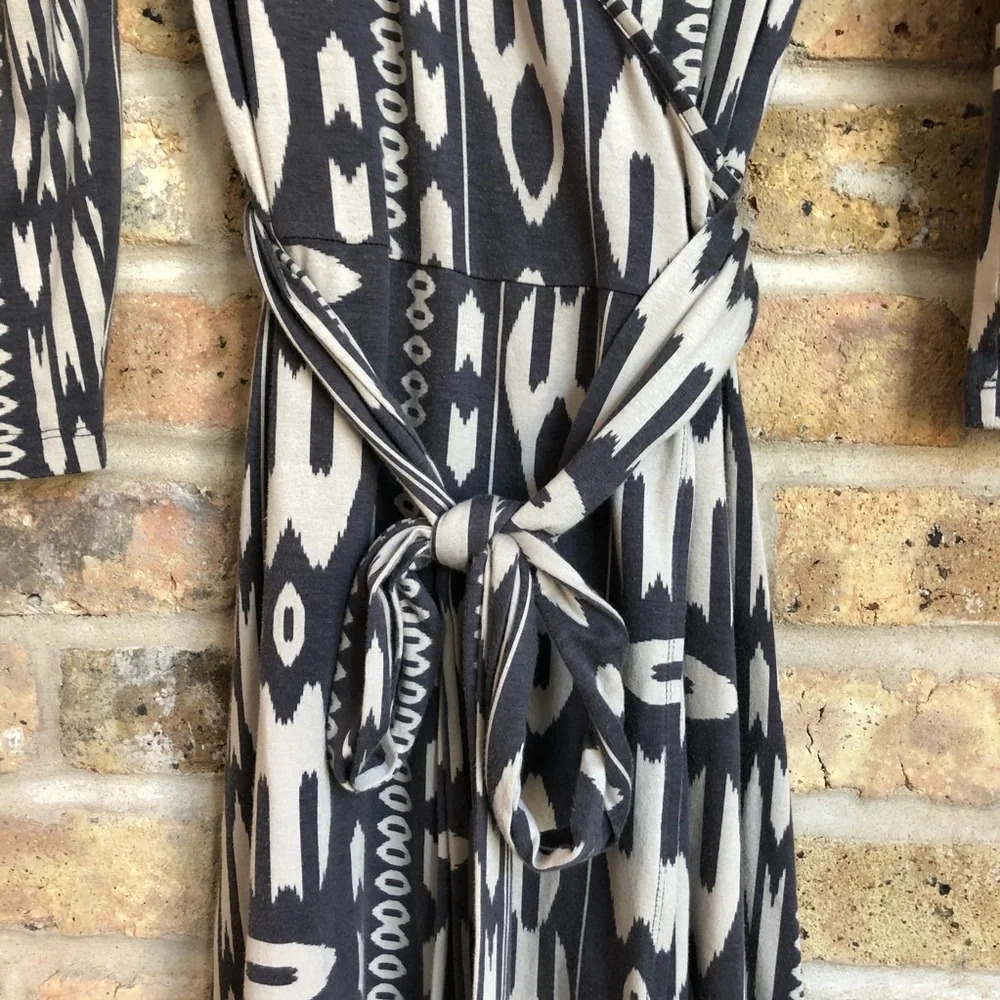 Banana Republic Southwest Pattern Wrap Dress - Picture 3 of 8